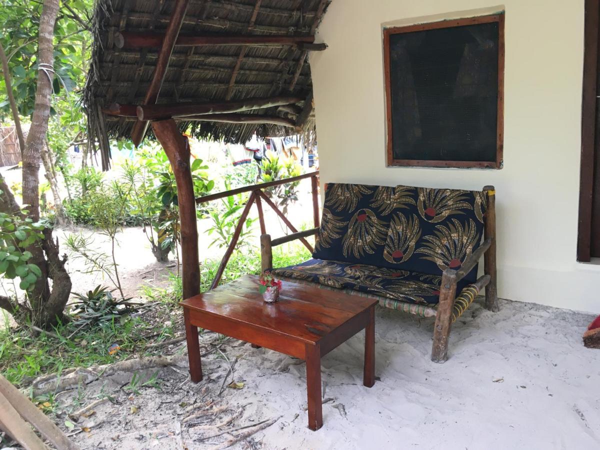 Mount Zion Lodge Michamvi Habitación foto